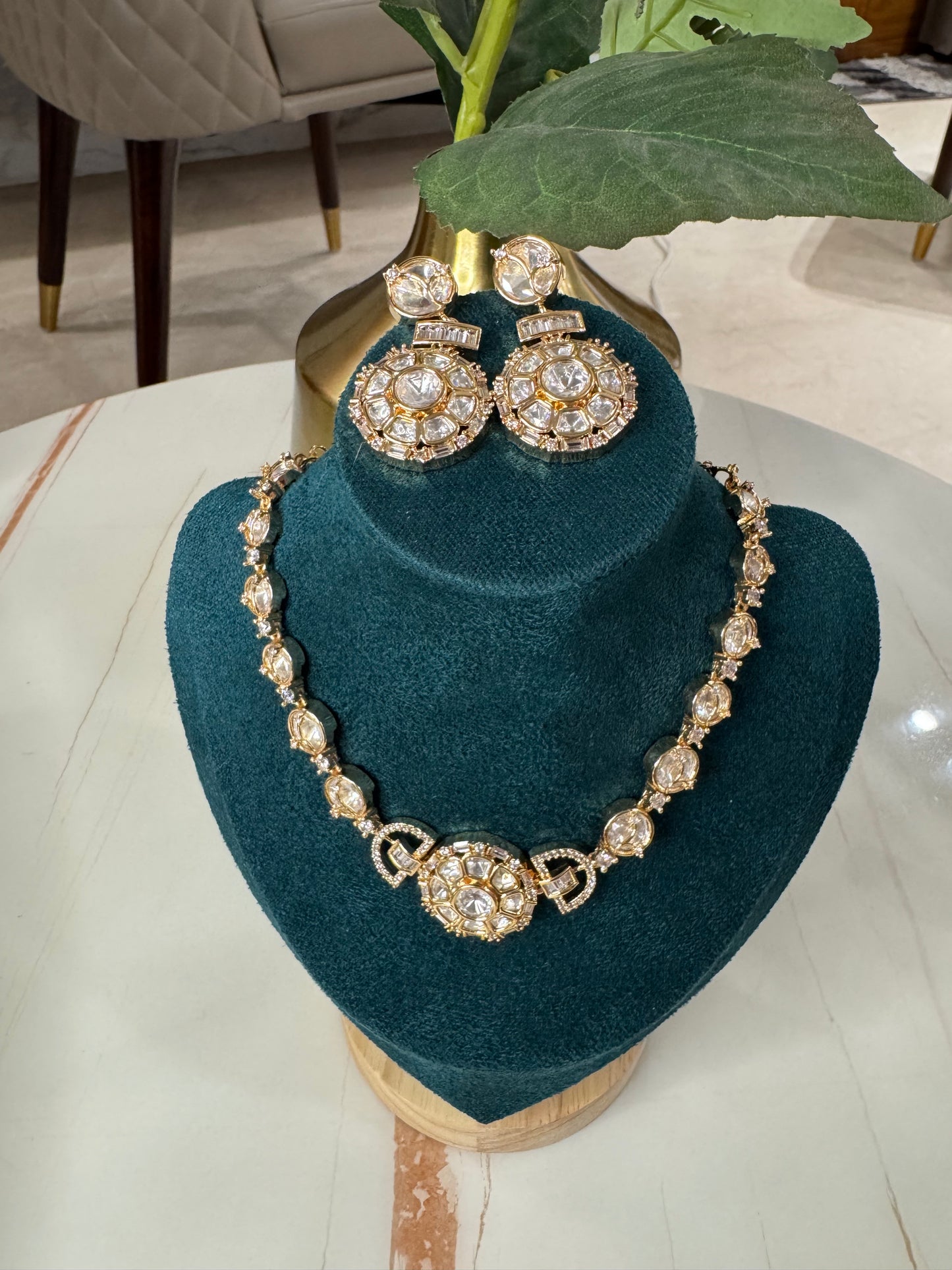 Kundan choker necklace with Earrings