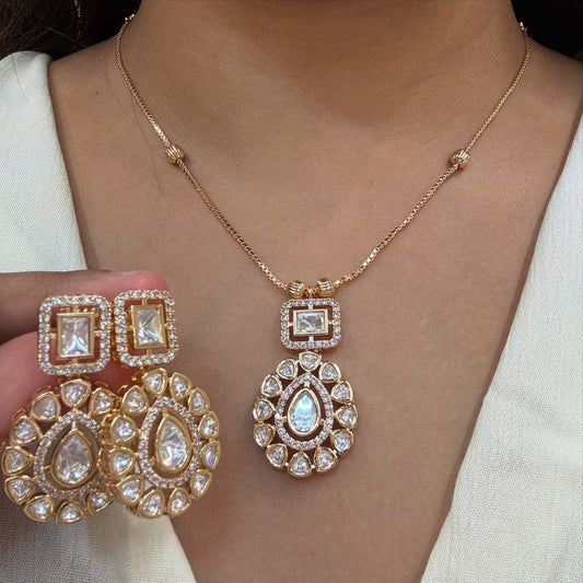 Kundan necklace with Earrings