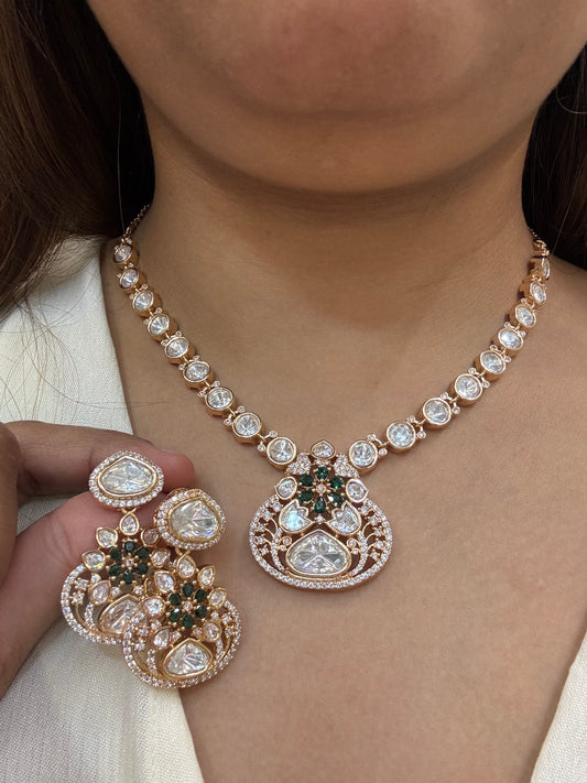 Kundan necklace with Earrings
